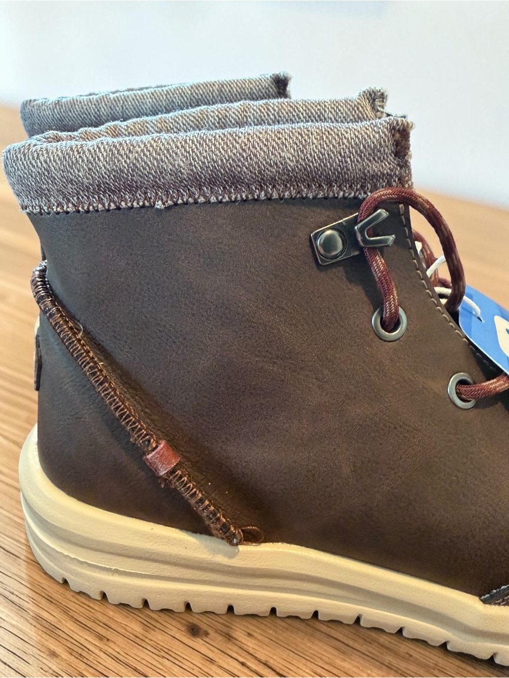 NWT Hey Dude Bradley Y Classic Cocoa Boots Youth 7 Trending - Picture 6 of 8